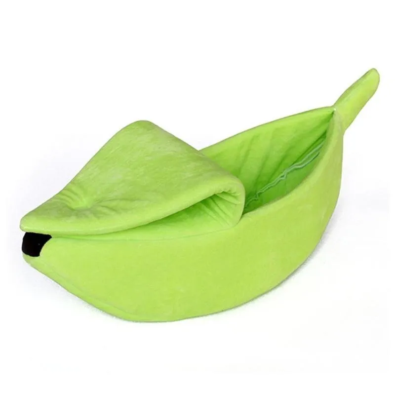 BANANA Pet Bed / Cozy Puppy and Kitten Kennel