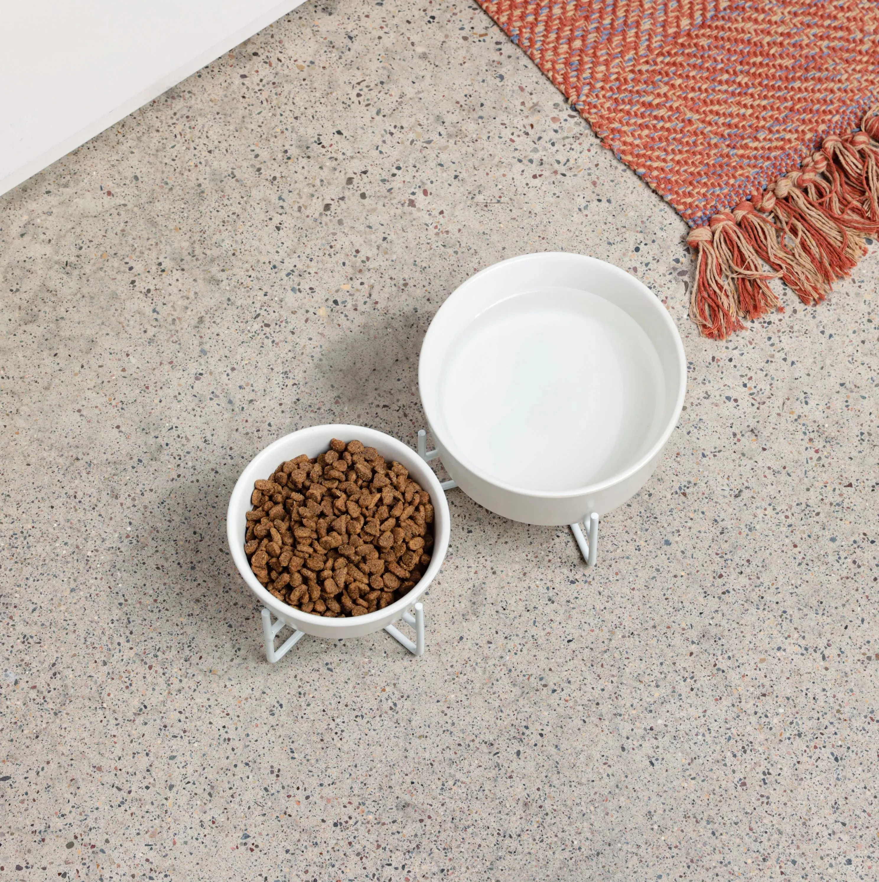 Simple Solid Dog Bowl w/Stand   Bowl - 2 color option